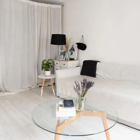Nice Studio Close To The Canal Saint-Martin Apartment *